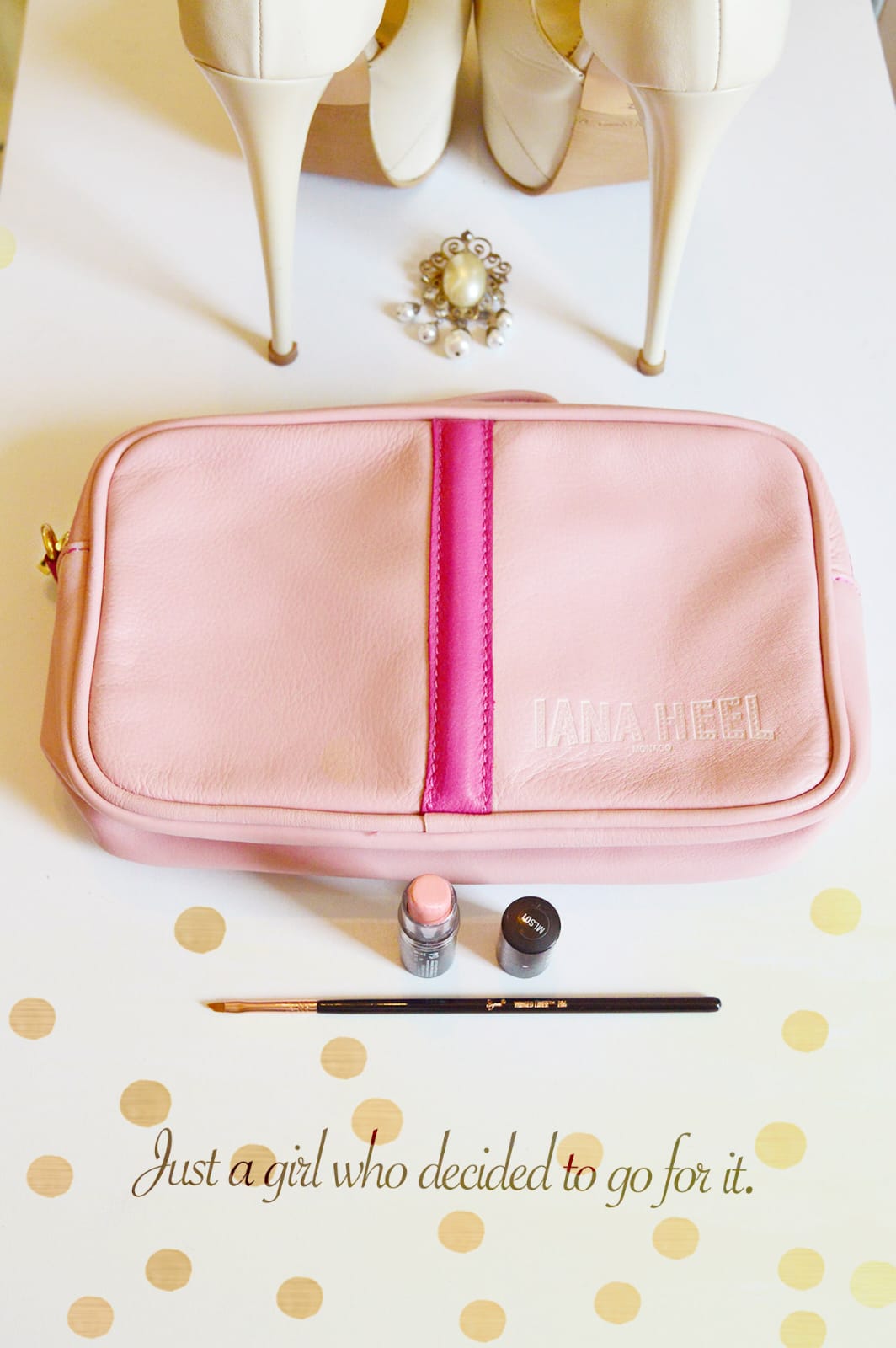 Makeup bag by Iana Heel